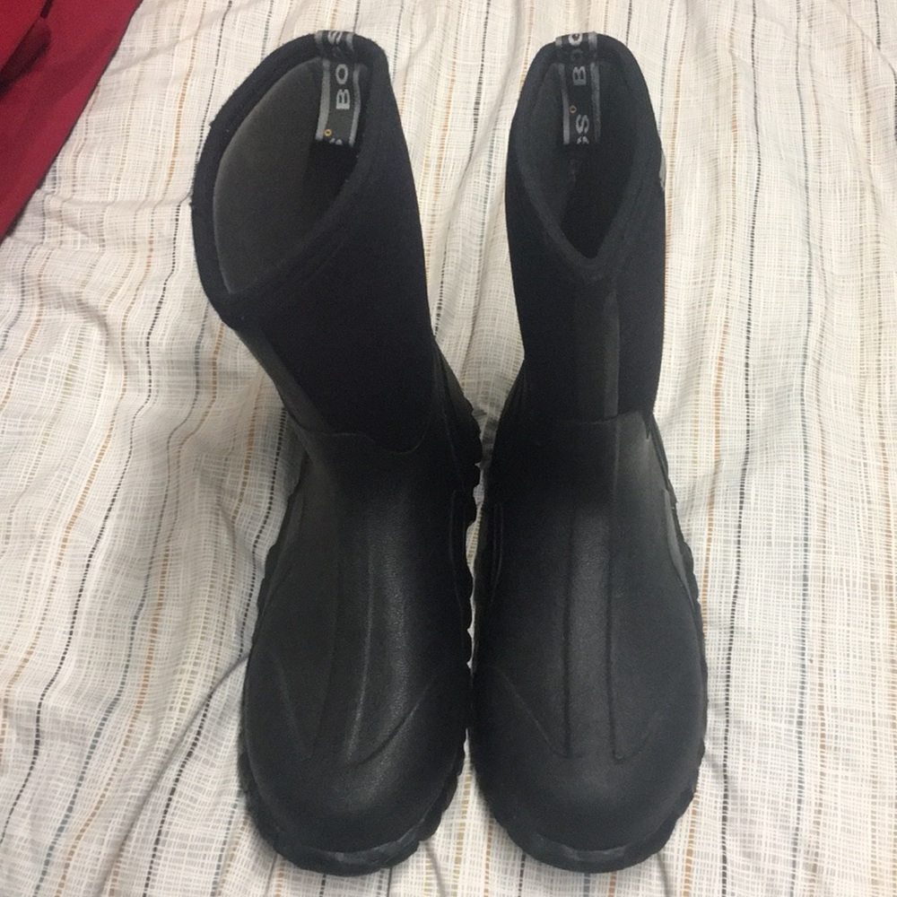 Back men’s boots **SOLD ***